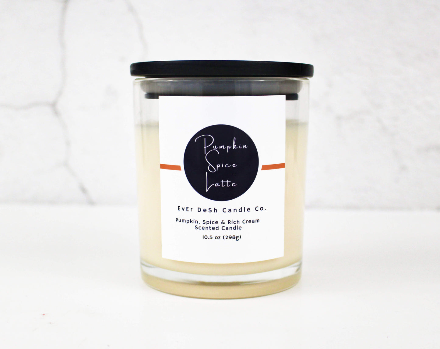 Enjoy the scent of creamy pumpkin surrounded by the inviting essence of cinnamon, cardamom, and orange peel, backed with rich cream and spicy peppercorn,.